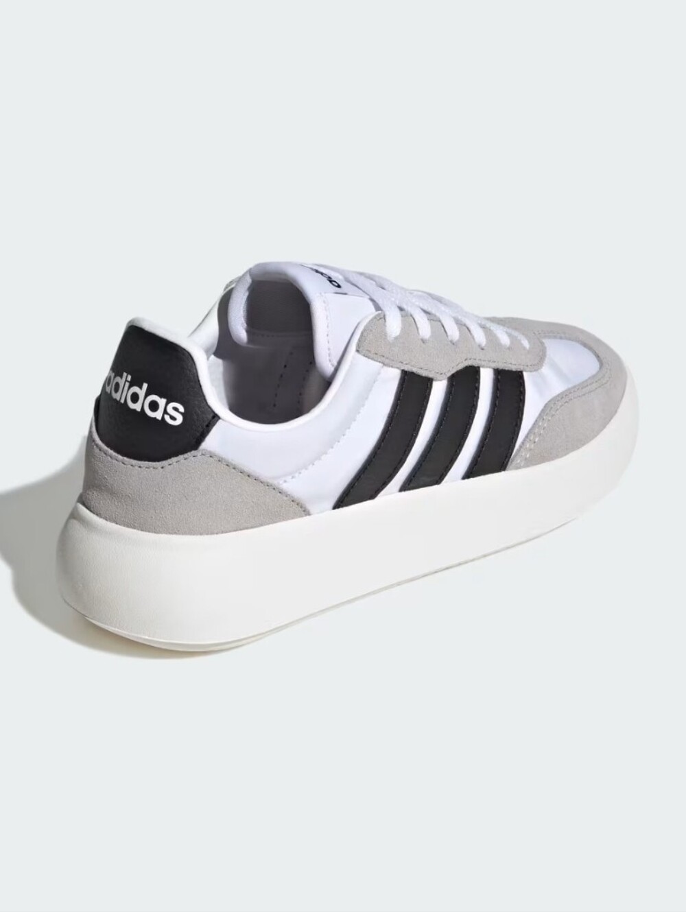 Adidas Barreda Decode Casual Sneakers NiB Woman Size 7 / 5.5 Youth